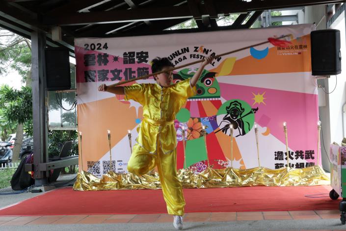 崙背國小精彩武術表演