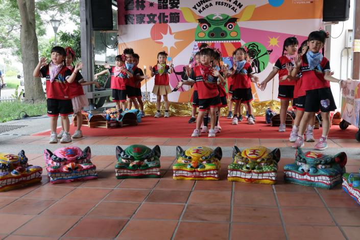 惠華幼兒園開口獅表演